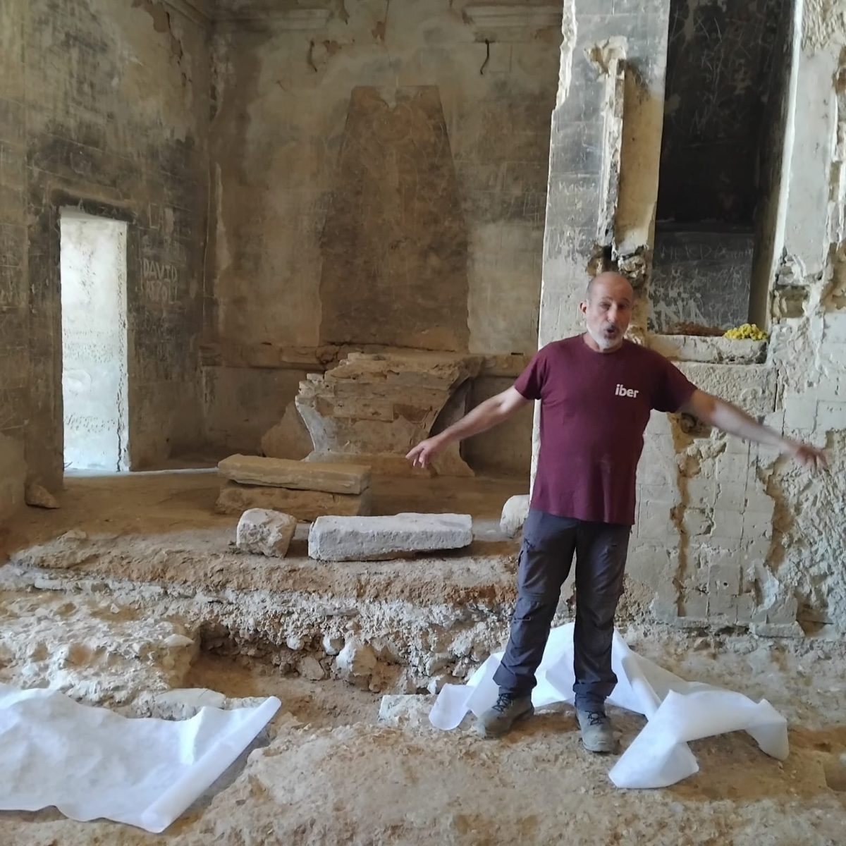 2cc76e9f-3178-4f6f-8b9c-bfe2c3576612